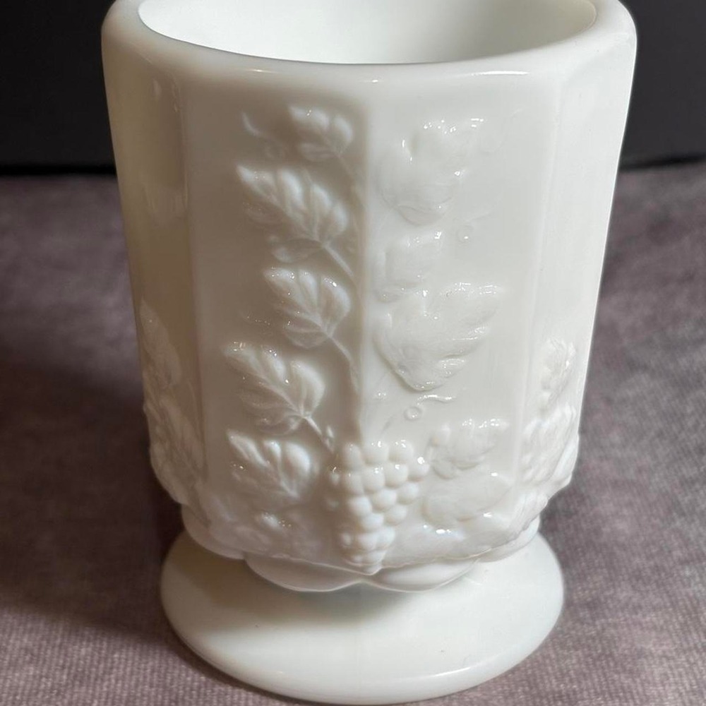 Vintage Milk Glass Footed Mini Cup 🍓 Coquette/Dollette Aesthetic
